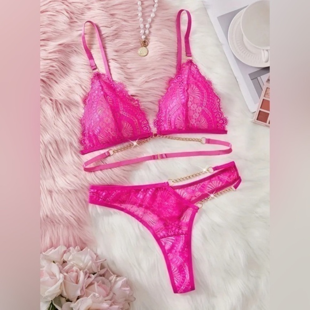 Romantic Floral Lace Lingerie Set